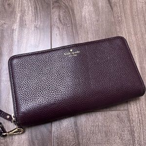Kate spade ♠️ large full size leather wallet multi compartment wristlet